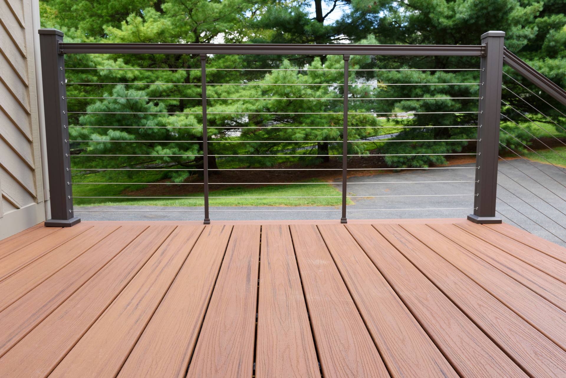 New Deck with Metal Wire Railing